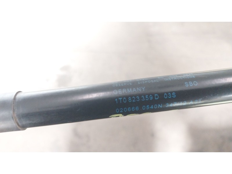 Recambio de amortiguador capot para volkswagen caddy iii furgoneta/monovolumen (2ka, 2kh, 2ca, 2ch) 1.6 tdi referencia OEM IAM 1