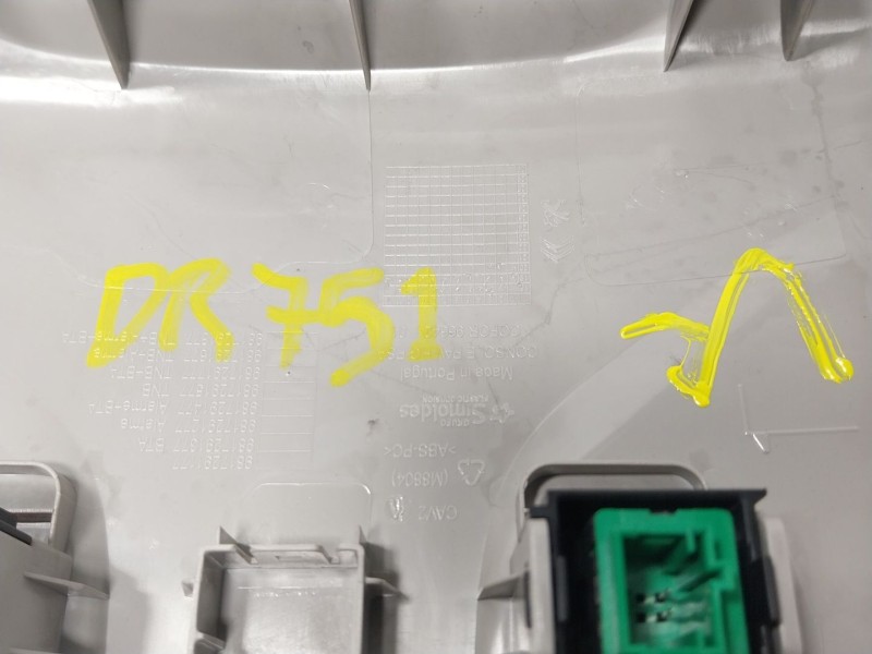 Recambio de piloto interior para opel combo e tour / life (k9) 1.5 referencia OEM IAM   9817291777