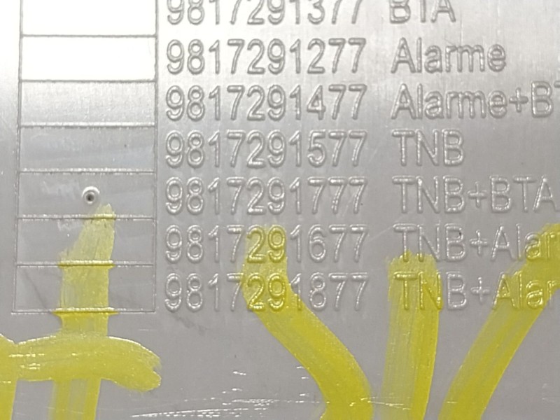 Recambio de piloto interior para opel combo e tour / life (k9) 1.5 referencia OEM IAM   9817291777