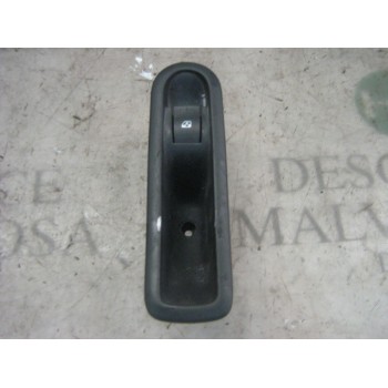 MANDO ELEVALUNAS TRASERO DERECHO 