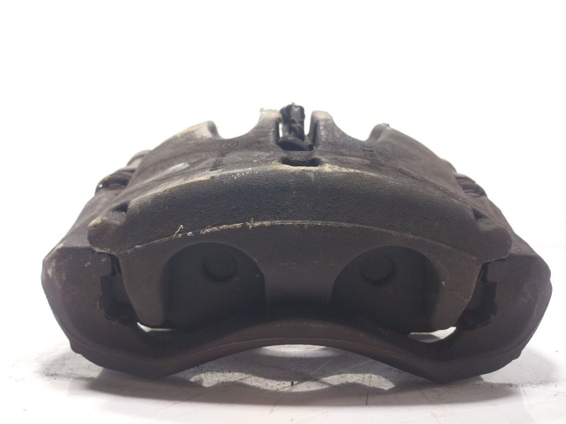 Recambio de pinza freno delantera derecha para iveco daily vi furgoneta 33s15, 35s15, 35c15 referencia OEM IAM   