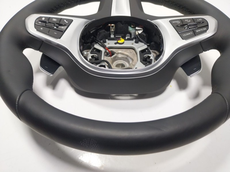 Recambio de volante para bmw x6 (g06, f96) xdrive 30 d mild-hybrid referencia OEM IAM 32305A4B4A7 5W5A1D37804 