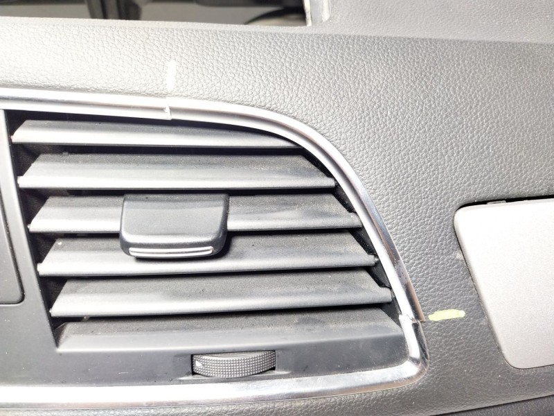 Recambio de salpicadero para audi q3 (8ub, 8ug) 2.0 tdi quattro referencia OEM IAM  8U0880204A 