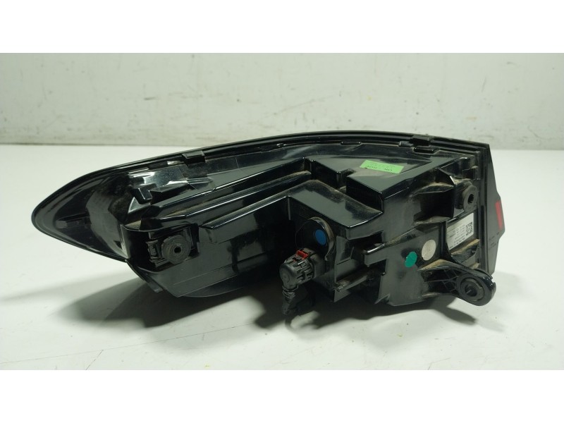 Recambio de piloto trasero derecho para bmw 2 active tourer (u06) 220i mild hybrid referencia OEM IAM 63218494360 H4849436010 