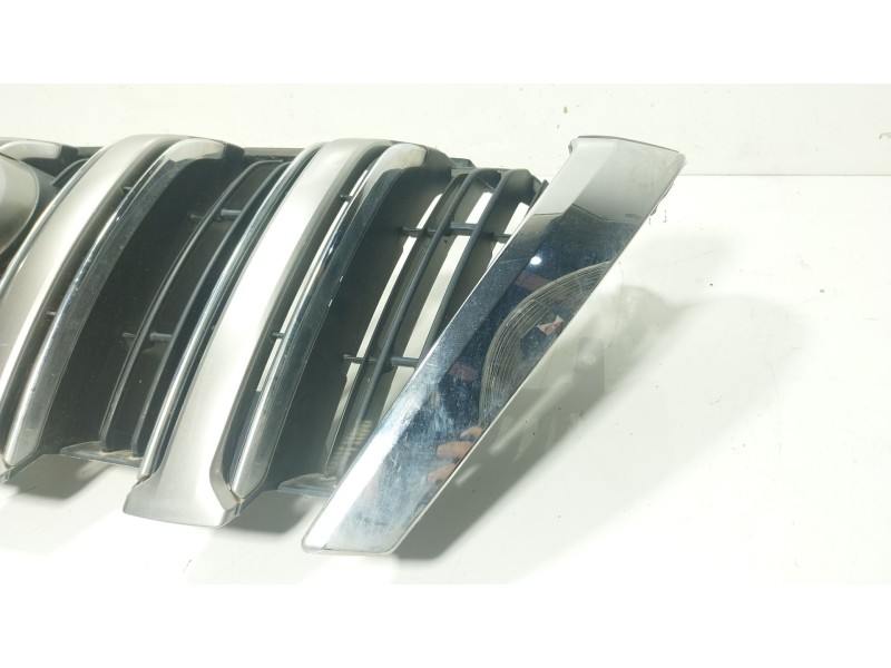 Recambio de rejilla para toyota land cruiser prado (_j15_) 2.8 d-4d (gdj150_, gdj155_, gdj150) referencia OEM IAM  8679060200 