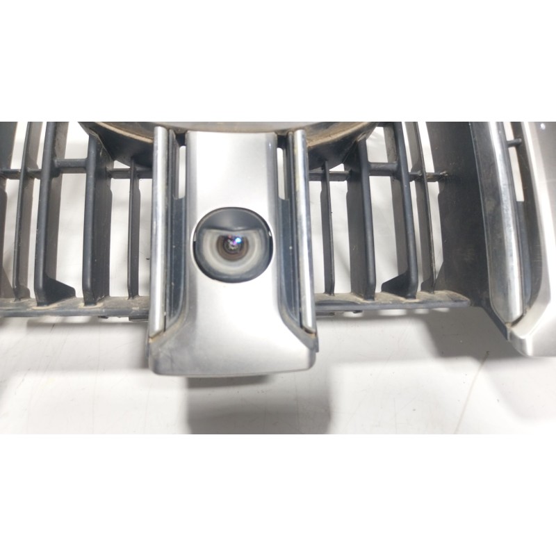 Recambio de rejilla para toyota land cruiser prado (_j15_) 2.8 d-4d (gdj150_, gdj155_, gdj150) referencia OEM IAM  8679060200 