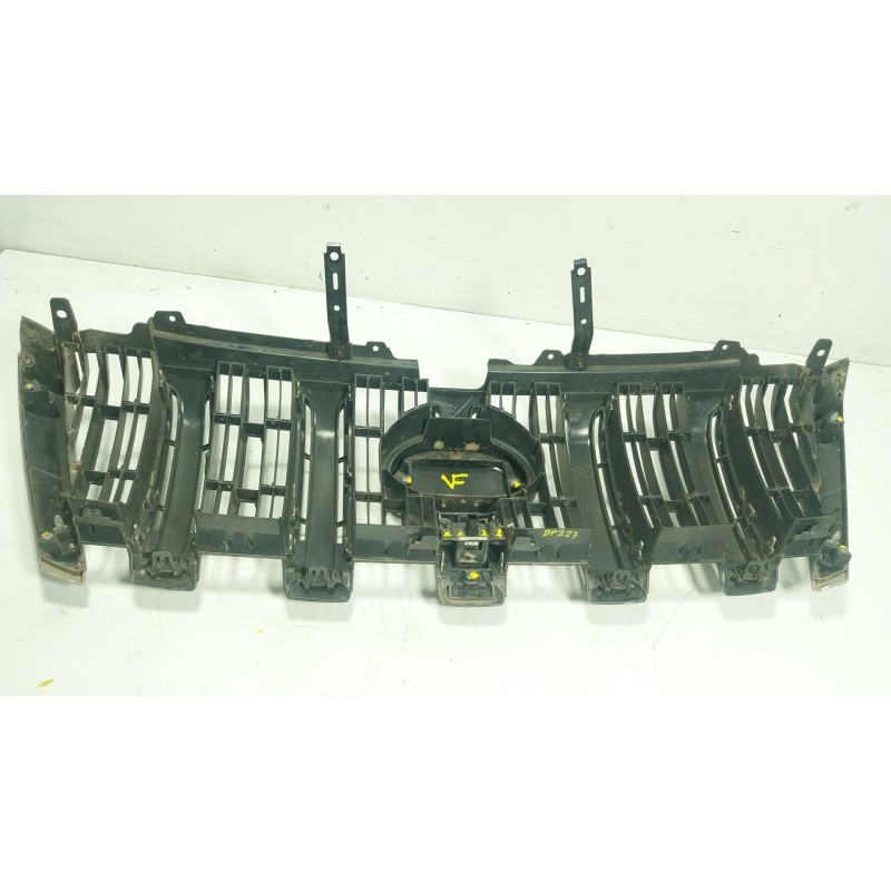 Recambio de rejilla para toyota land cruiser prado (_j15_) 2.8 d-4d (gdj150_, gdj155_, gdj150) referencia OEM IAM  8679060200 