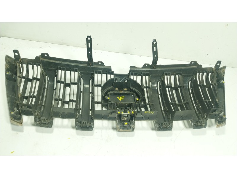 Recambio de rejilla para toyota land cruiser prado (_j15_) 2.8 d-4d (gdj150_, gdj155_, gdj150) referencia OEM IAM  8679060200 