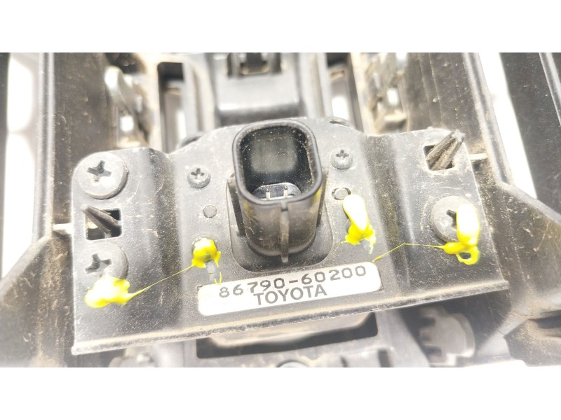 Recambio de rejilla para toyota land cruiser prado (_j15_) 2.8 d-4d (gdj150_, gdj155_, gdj150) referencia OEM IAM  8679060200 