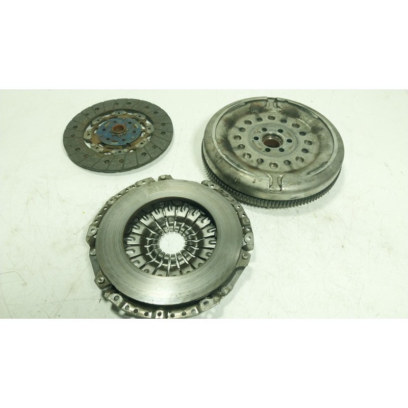 Recambio de kit embrague para audi q3 (8ub, 8ug) 2.0 tdi quattro referencia OEM IAM  3082001948 