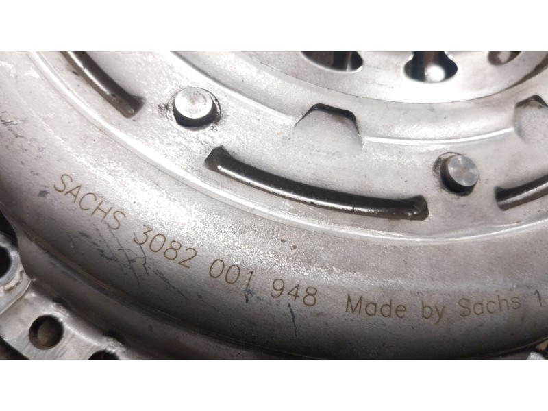 Recambio de kit embrague para audi q3 (8ub, 8ug) 2.0 tdi quattro referencia OEM IAM  3082001948 