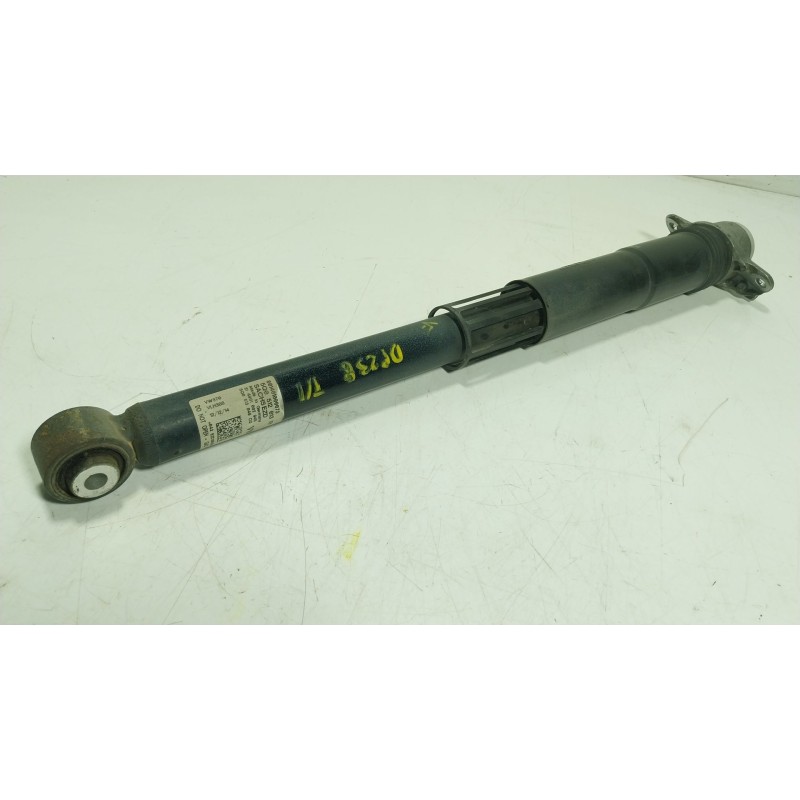 Recambio de amortiguador trasero izquierdo para volkswagen golf vii (5g1, bq1, be1, be2) 1.6 tdi referencia OEM IAM   5Q0512013E