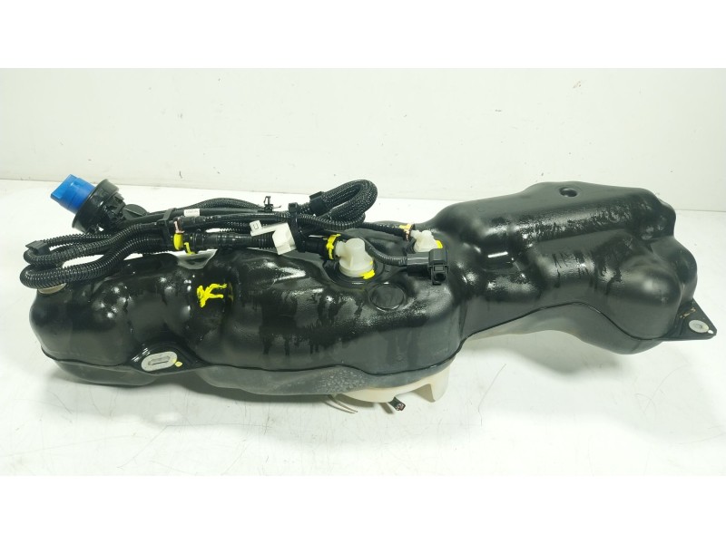 Recambio de deposito aditivo para toyota land cruiser prado (_j15_) 2.8 d-4d (gdj150_, gdj155_, gdj150) referencia OEM IAM  7780