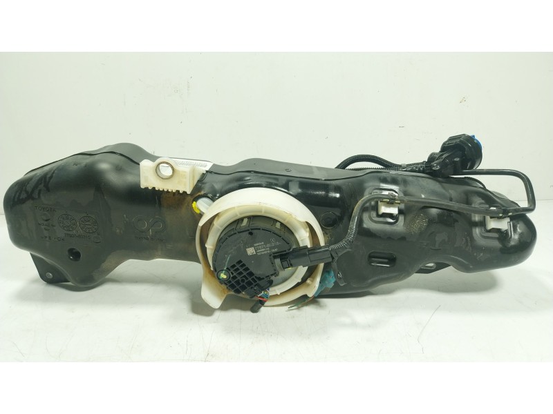 Recambio de deposito aditivo para toyota land cruiser prado (_j15_) 2.8 d-4d (gdj150_, gdj155_, gdj150) referencia OEM IAM  7780