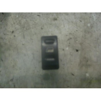 MANDO ELEVALUNAS TRASERO IZQUIERDO 