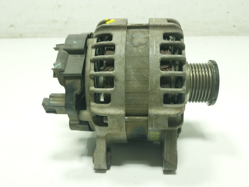 Recambio de alternador para renault kadjar (ha_, hl_) 1.2 tce 130 referencia OEM IAM  231004BE08 