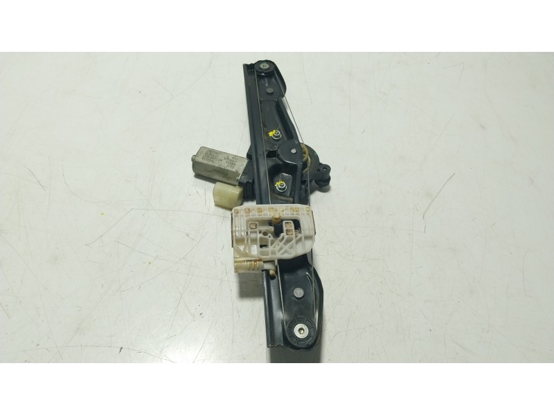 Recambio de elevalunas trasero derecho para bmw 1 (f20) 116 d referencia OEM IAM  7242556 