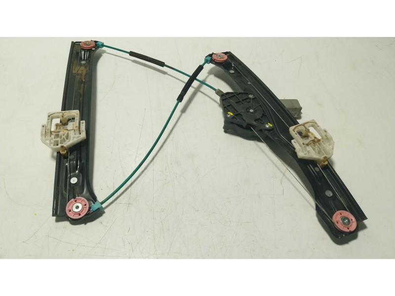 Recambio de elevalunas delantero derecho para bmw 1 (f20) 116 d referencia OEM IAM  724256206 