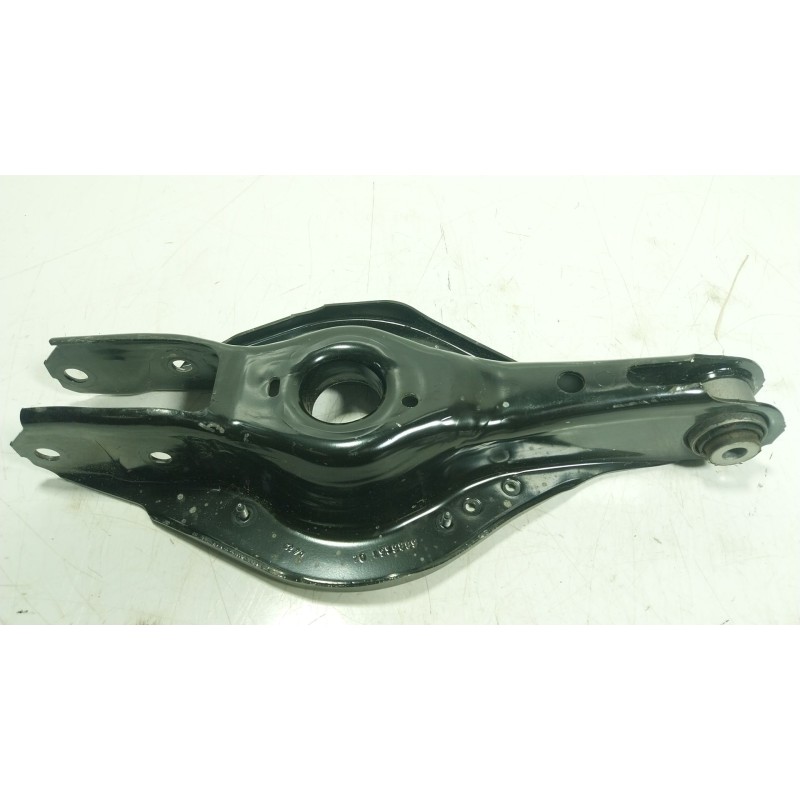 Recambio de brazo suspension inferior trasero izquierdo para bmw 4 gran coupe (g26) 420 d mild-hybrid xdrive referencia OEM IAM 