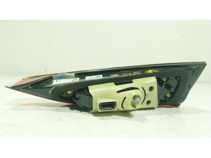 Recambio de piloto trasero izquierdo interior para bmw 4 gran coupe (g26) 420 d mild-hybrid xdrive referencia OEM IAM 6321747760