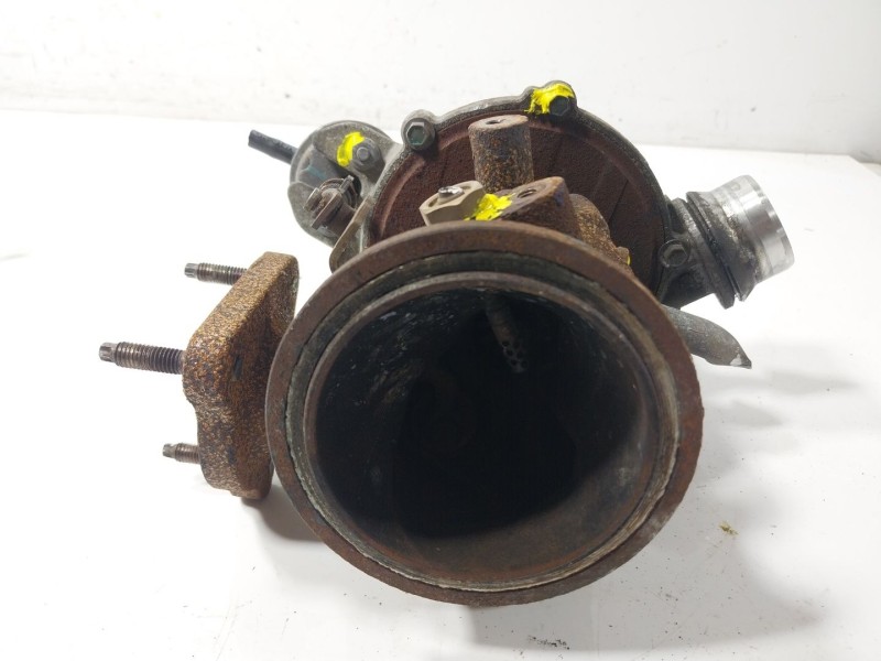 Recambio de turbocompresor para volvo v40 2.0 diesel cat referencia OEM IAM  31380130 