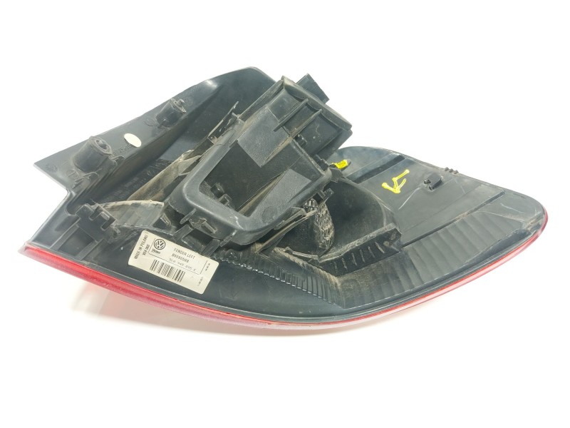 Recambio de piloto trasero izquierdo para volkswagen golf vi (5k1) 1.6 tdi referencia OEM IAM  5K0945095E 