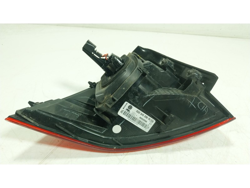 Recambio de piloto trasero derecho para volkswagen golf vii (5g1, bq1, be1, be2) 1.6 tdi referencia OEM IAM  5G0945096M 