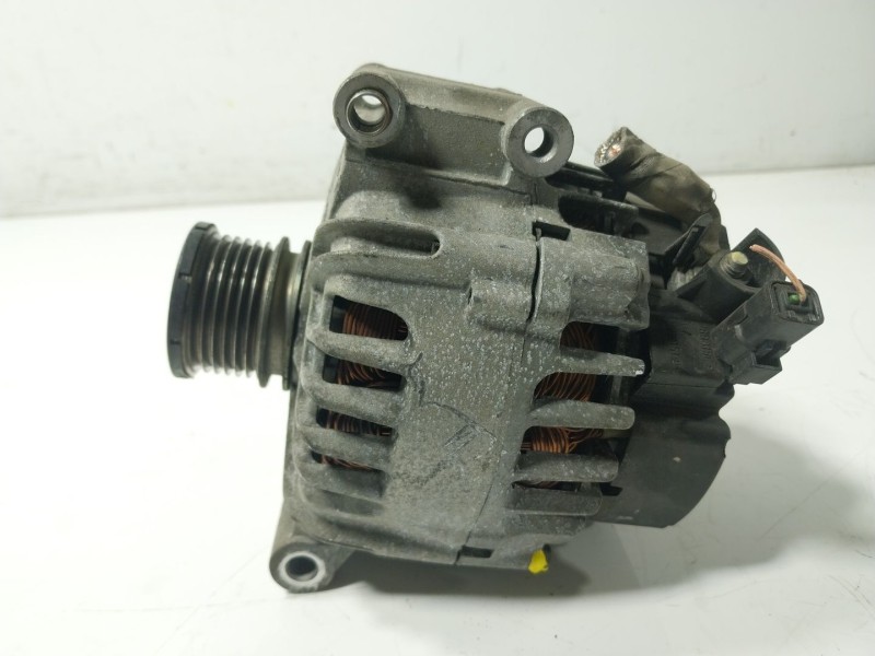 Recambio de alternador para peugeot 207 1.6 16v turbo cat (5fy / ep6dts) referencia OEM IAM  2605106A 