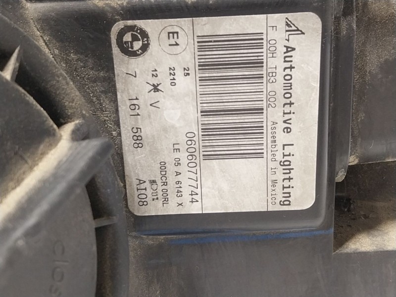 Recambio de faro derecho para bmw x5 (e70) 3.0 d referencia OEM IAM  716158808 