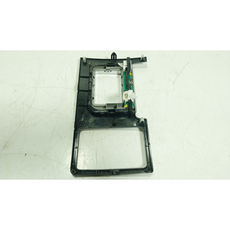 Recambio de moldura para toyota land cruiser prado (_j15_) 2.8 d-4d (gdj150_, gdj155_, gdj150) referencia OEM IAM  5882160360 