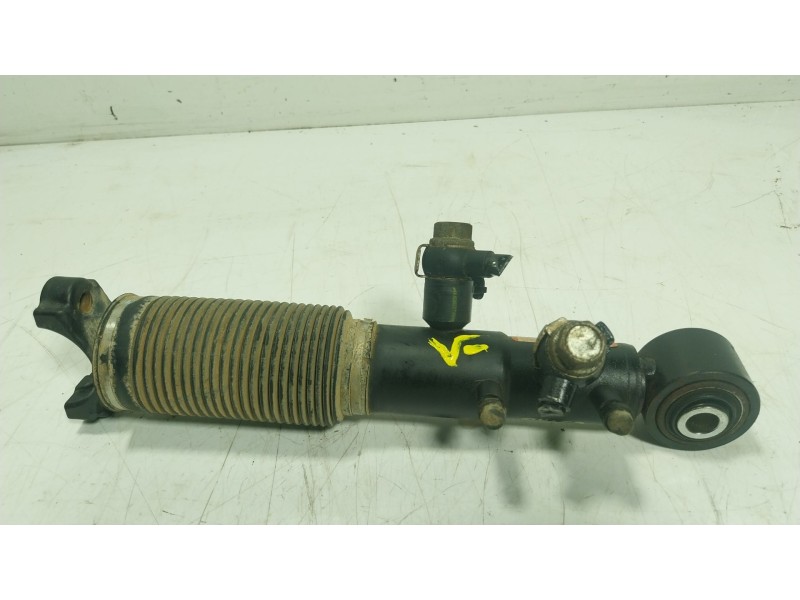 Recambio de tirante trasero izquierdo para toyota land cruiser prado (_j15_) 2.8 d-4d (gdj150_, gdj155_, gdj150) referencia OEM 