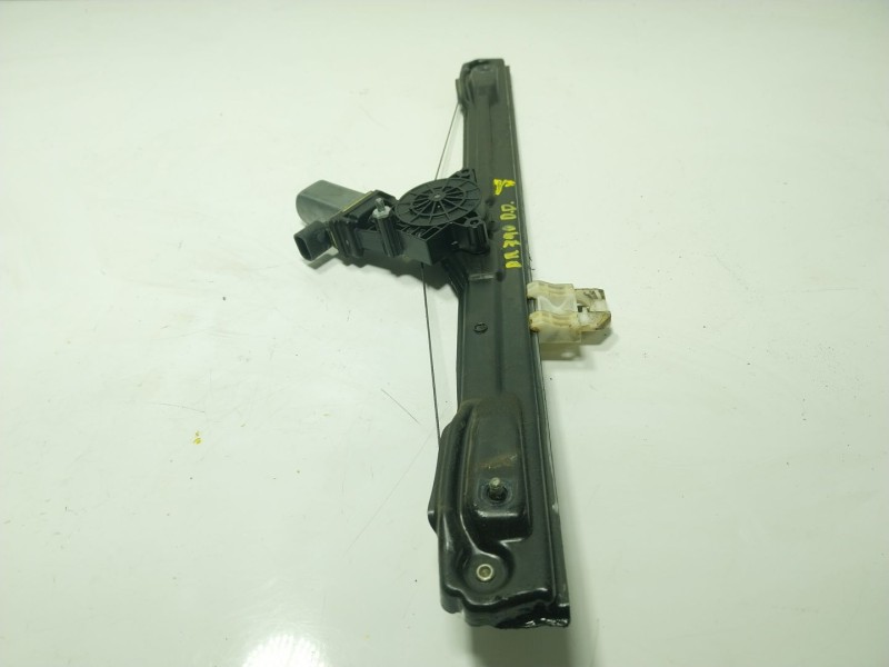 Recambio de elevalunas delantero derecho para iveco daily vi furgoneta 33s15, 35s15, 35c15 referencia OEM IAM   