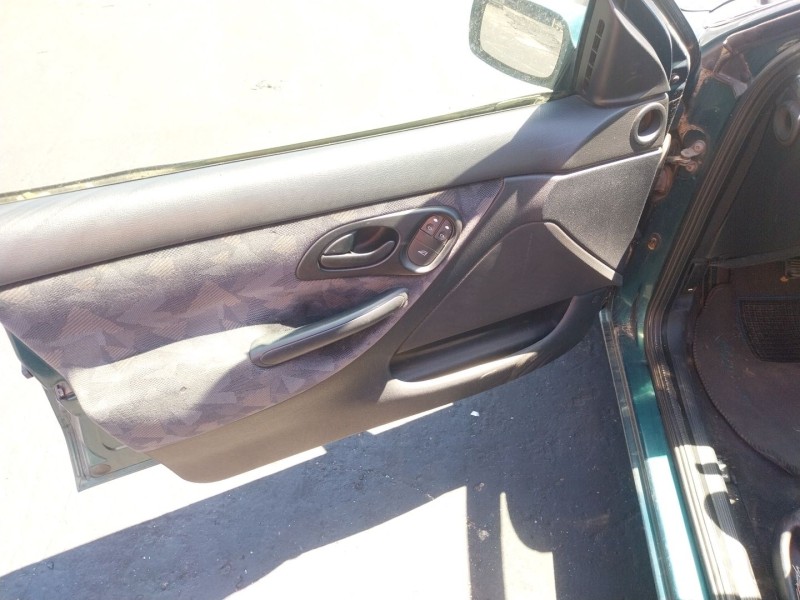 ford mondeo i (gbp) del año 1995