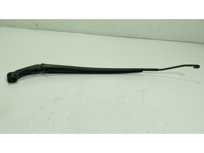 Recambio de brazo limpia delantero derecho para toyota yaris cross (mxp_) 1.5 hybrid (mxpj10) referencia OEM IAM   