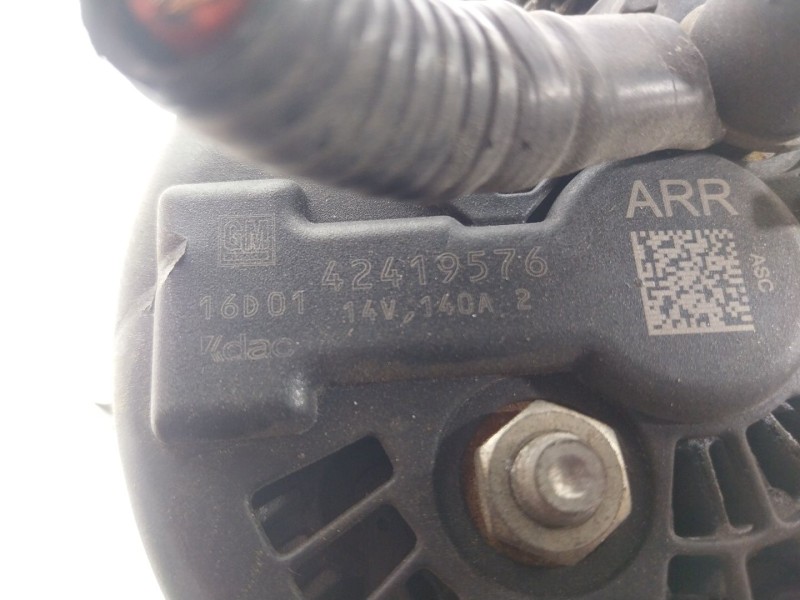 Recambio de alternador para opel insignia a (g09) 2.0 cdti (68) referencia OEM IAM  42419576 
