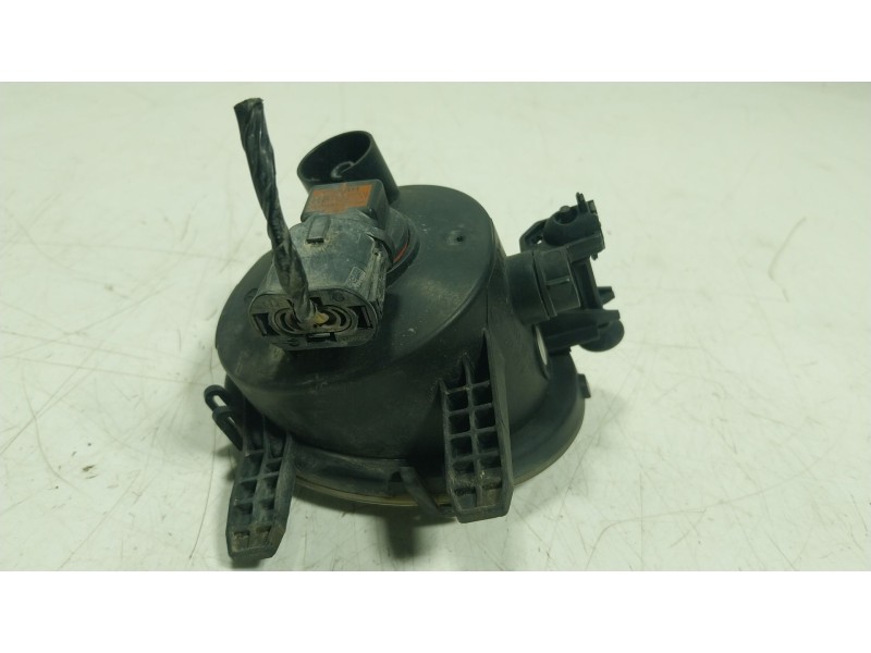 Recambio de faro antiniebla izquierdo para bmw 1 (f20) 116 d referencia OEM IAM   7200100000