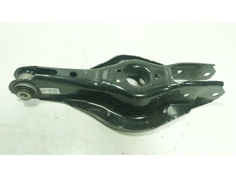 Recambio de brazo suspension inferior trasero derecho para bmw 4 gran coupe (g26) 420 d mild-hybrid xdrive referencia OEM IAM 33
