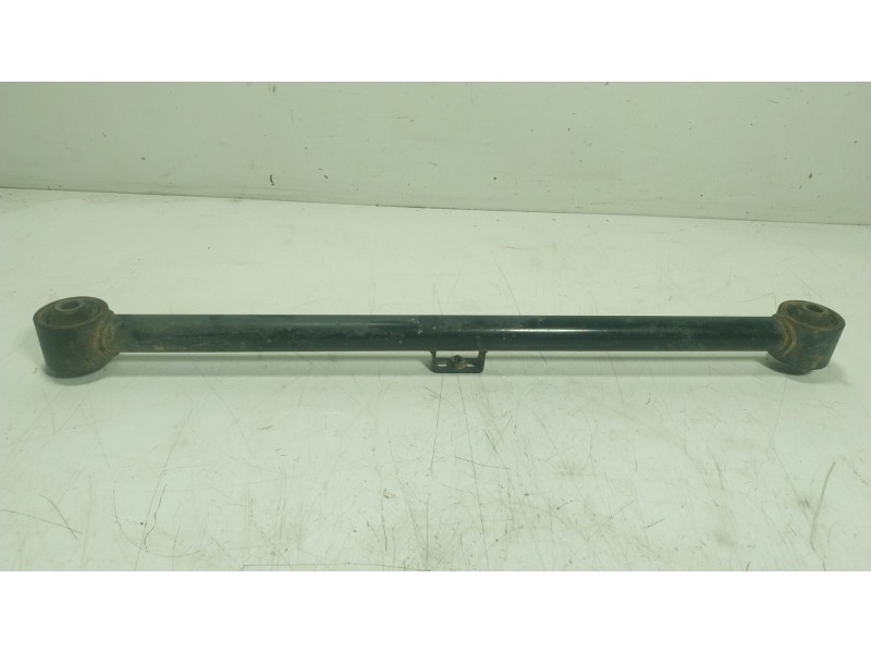 Recambio de brazo suspension inferior trasero derecho para toyota land cruiser prado (_j15_) 2.8 d-4d (gdj150_, gdj155_, gdj150)