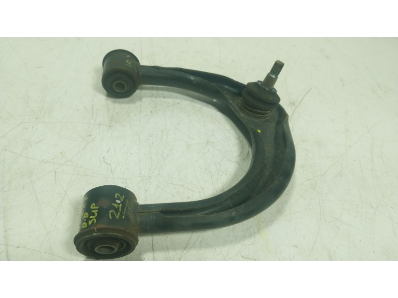 Recambio de brazo suspension superior delantero derecho para toyota land cruiser prado (_j15_) 2.8 d-4d (gdj150_, gdj155_, gdj15