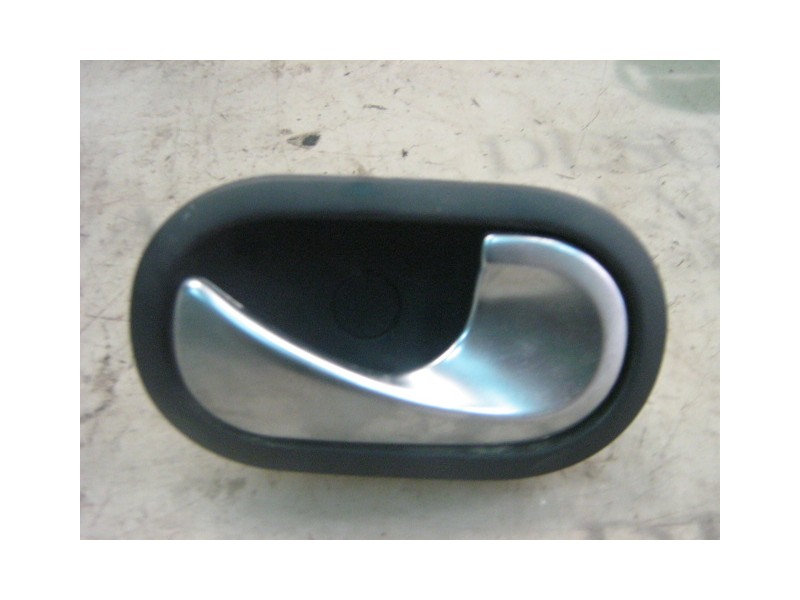 Recambio de maneta interior delantera derecha para renault scenic ii grand confort dynamique referencia OEM IAM   