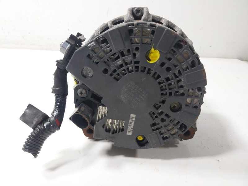 Recambio de alternador para volvo v40 2.0 diesel cat referencia OEM IAM  30659580 