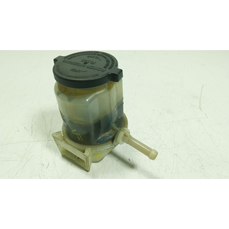 Recambio de deposito liquido direccion para toyota land cruiser prado (_j15_) 2.8 d-4d (gdj150_, gdj155_, gdj150) referencia OEM