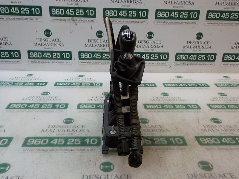Recambio de palanca cambio para skoda octavia combi (5e5) style referencia OEM IAM 5Q0711049AP 5Q0711049AP 