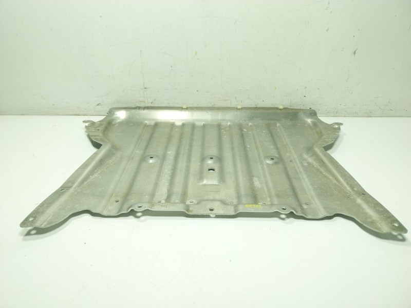 Recambio de cubrecarter para bmw 5 (g30, f90) 530 i mild-hybrid xdrive referencia OEM IAM  68832831 