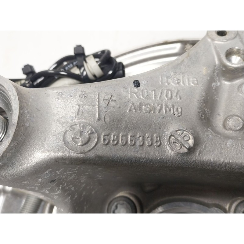 Recambio de mangueta trasera derecha para bmw 5 (g30, f90) 530 i mild-hybrid xdrive referencia OEM IAM  68666338 