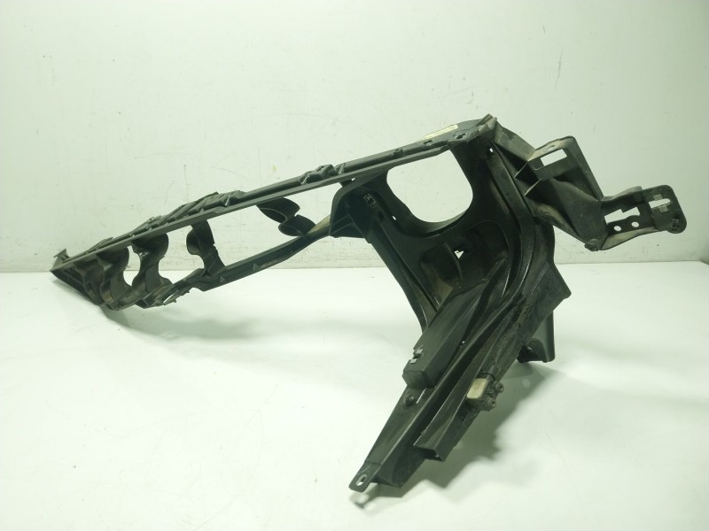 Recambio de soporte faro derecho para bmw x5 (e70) 3.0 d referencia OEM IAM   