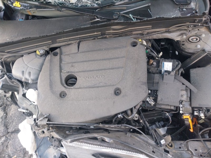 volvo xc40 (536) del año 2022