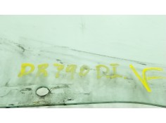 Recambio de cristal puerta delantero izquierdo para iveco daily vi furgoneta 33s15, 35s15, 35c15 referencia OEM IAM    2