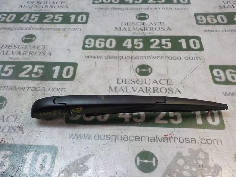 Recambio de brazo limpia trasero para toyota rav 4 advance hybrid referencia OEM IAM 8524142090  