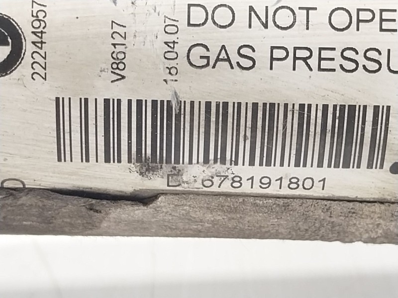 Recambio de amortiguador delantero derecho para bmw x5 (e70) 3.0 d referencia OEM IAM 31326781918 678191801 